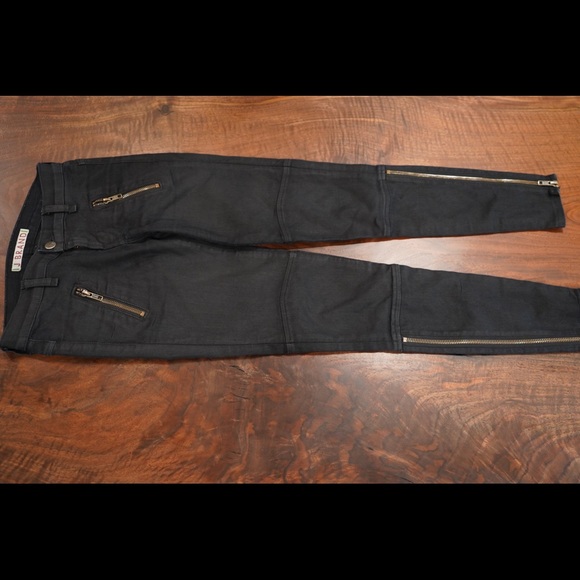 J Brand cropped zipper accent skinny jeans. - Picture 2 of 2